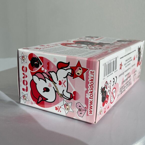 Rare Tokidoki Unicorno 2016 or 2017 Love Valentine 2 Pack Exclusive New in Box - Picture 6 of 6